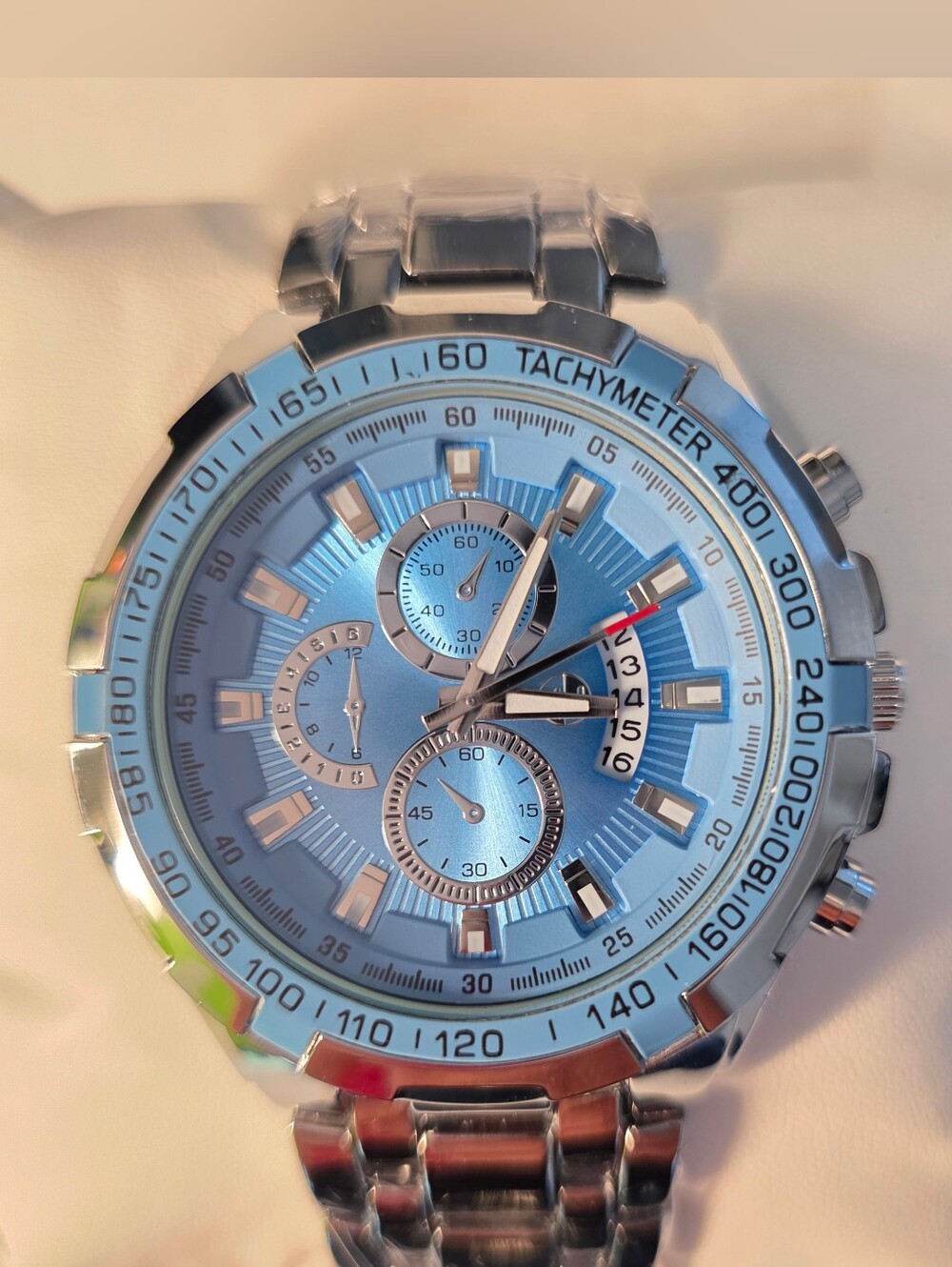 315. Men's Silver 45mm Quartz Watch With Light Blue Face And Bezel
